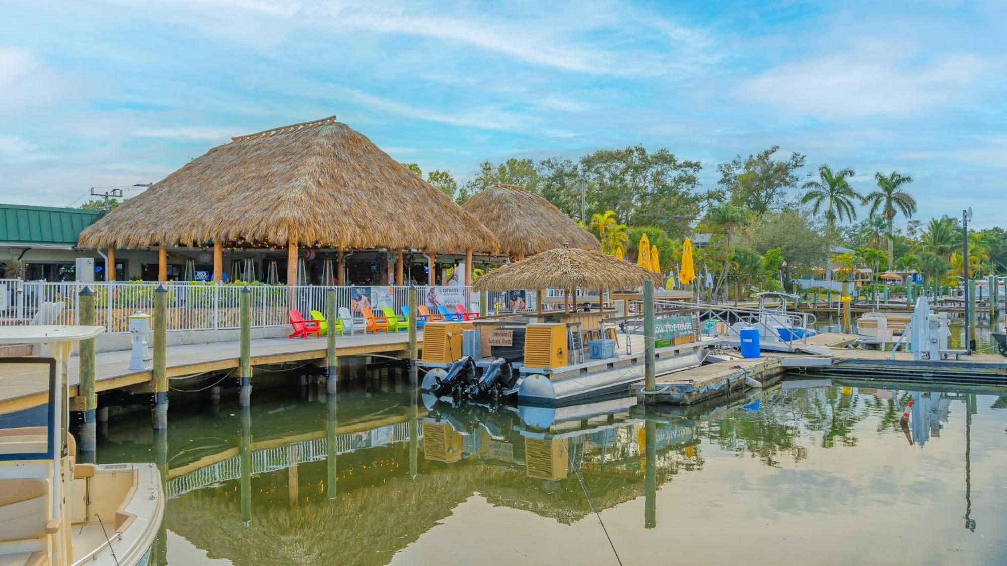 All-New Waterfront With Balcony,Pool,Tiki Bar,Gym Сарасота Екстериор снимка